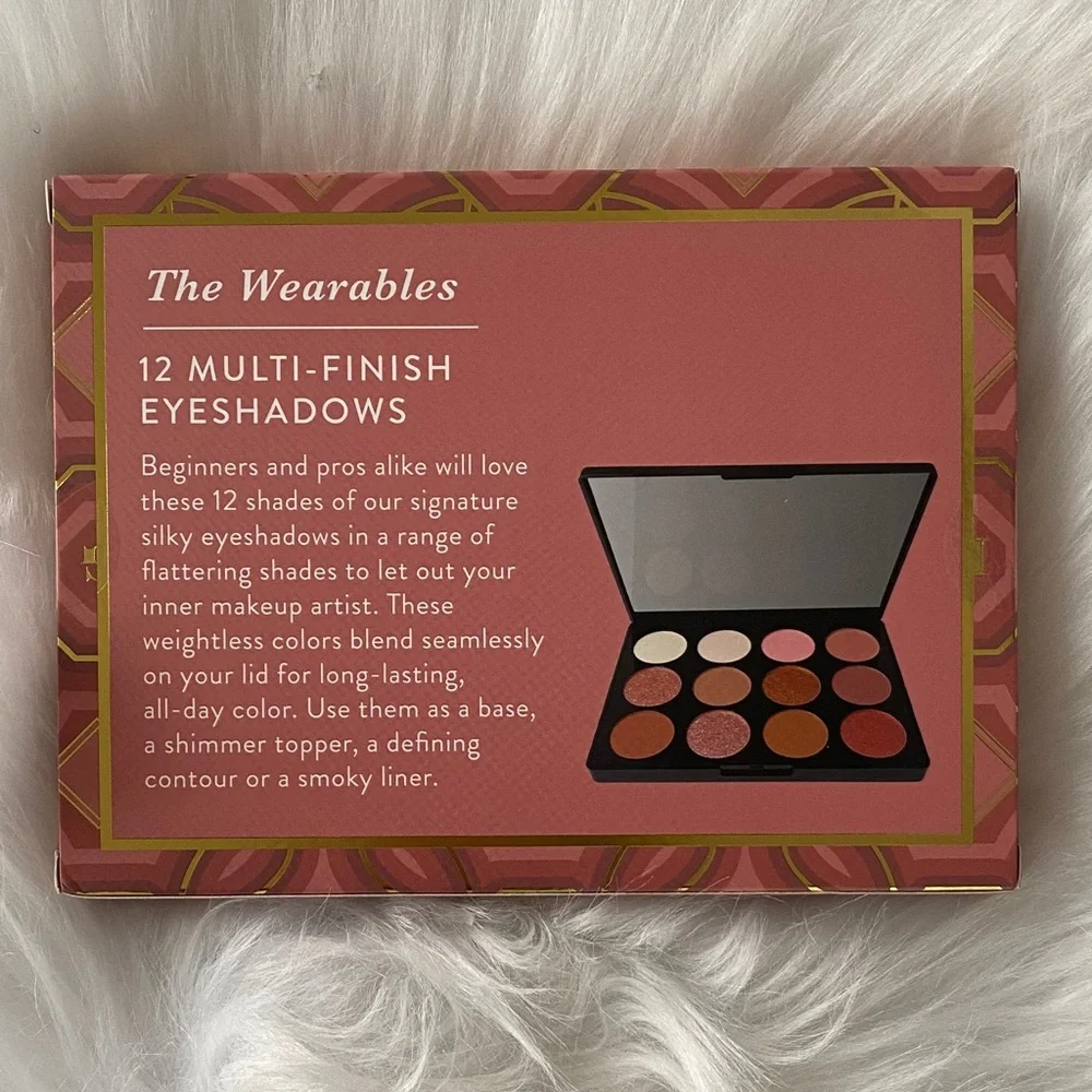 Laura Geller Pinking of You Eyeshadow Palette - 12 multi finish eyeshadows